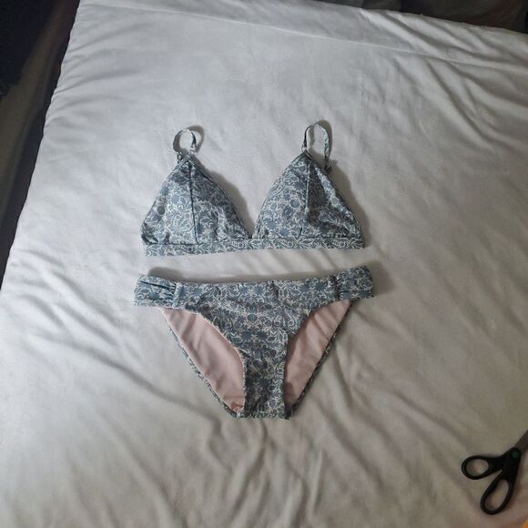 Antonio Melani Blue Floral 2 Piece Bikini - Picture 1 of 5